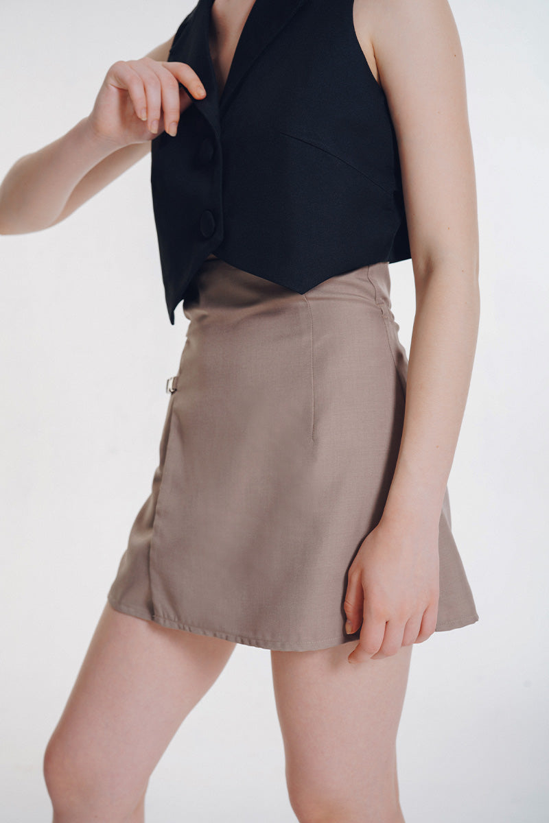 Buckle 15 Mini Skirt In Brown